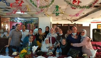تكريم مديرة إدارة التنسيق بإذاعة القرآن الكريم لبلوغها سن المعاش