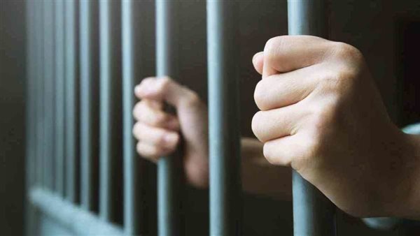 حبس حداد قتل جاره بسبب خلافات بينهما في العاشر من رمضان