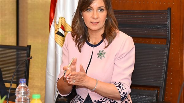 وزيرة الهجرة تعلن عن آخر موعد لاستقبال طلبات العالقين بالإمارات للعودة لمصر