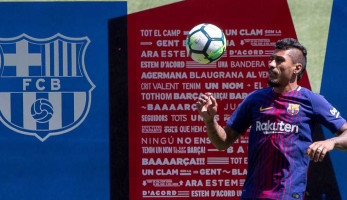 الأهلي يقترب من ضم لاعب برشلونة السابق