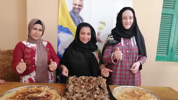معانا لإنقاذ إنسان تحمي فنانة بـ عائلة الحاج متولي من التشرد|شاهد