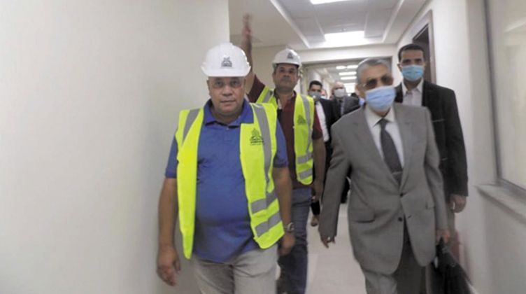 "شاكر" أول وزير يباشر عمله من العاصمة الإدارية