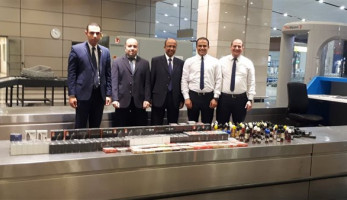 إحباط تهريب مستلزمات سجائر وشيش الكترونية بجمارك مطار القاهرة