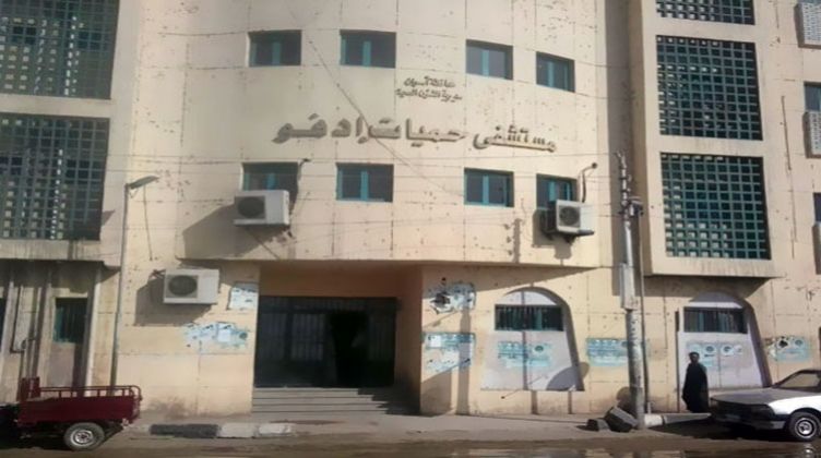 مستشفى إدفو تستقبل أهالي قرية أبو غلاب بعد انفجار أسطوانة كلور بمرشح المياه