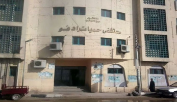 مستشفى إدفو تستقبل أهالي قرية أبو غلاب بعد انفجار أسطوانة كلور بمرشح المياه
