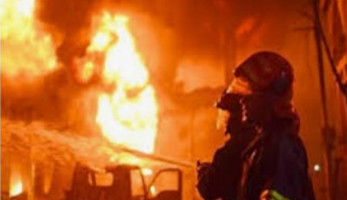 حريق هائل بمنطقة "إسطبل عنتر" في مصر القديمة