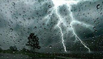 أمطار تصل للسيول.. الأرصاد تحذر من طقس غد السبت