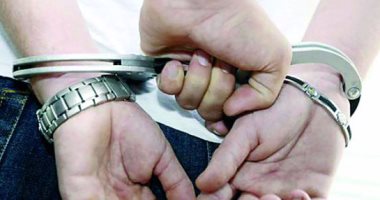 سقوط 3 عاطلين أثناء شروعهم فى سرقة توك توك بالأميرية