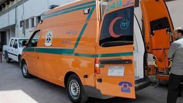 ماذا فعل مسعف وسائق بقنا بعد العثور على نصف مليون جنيه مع مصاب؟