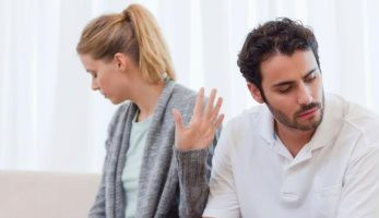 سألنا البنات إيه اللى ممكن يدمر الزواج؟ قلة المشاركة وانعدام الثقة الأخطر