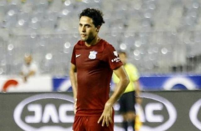 عاجل.. بيراميدز يضم محمد إبراهيم