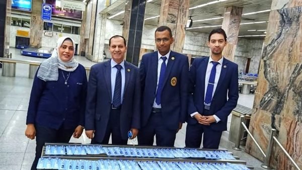 جمارك مطار القاهرة تضبط محاولة تهريب كمية كبيرة من الأدوية البشرية.. صور