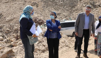 وزيرة البيئة تتفقد أعمال السيطرة على مقلب الطوب الرملي تمهيدا لغلقه