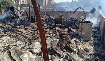 الحماية المدنية تواصل اعمال تبريد حريق الشرابية