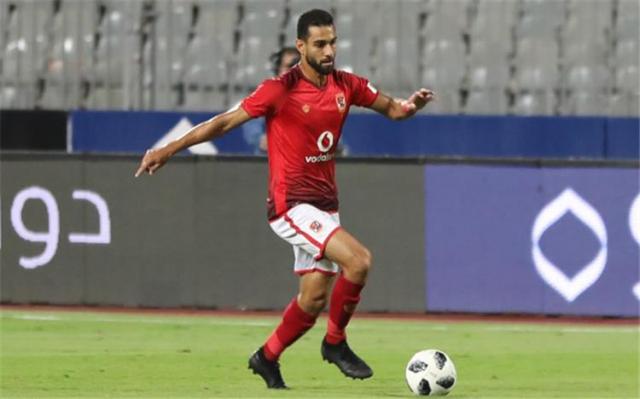 الأهلي يجدد تعاقده مع عمرو السولية لمدة 3 مواسم