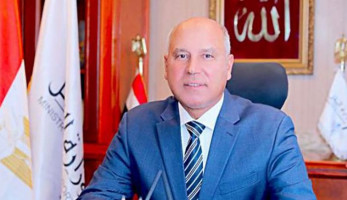 البنك المركزي يوقع بروتوكول تعاون مع النقل لميكنة خدمات التحصيل بالمواصلات