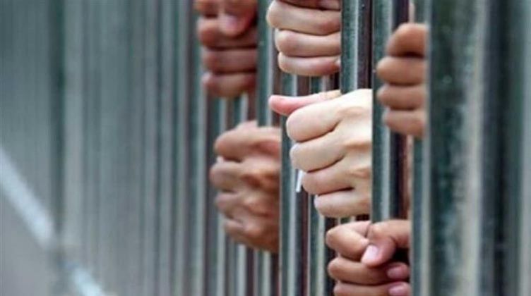 حبس تشكيل عصابي يتاجر في المواد المخدرة بالساحل