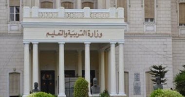 التعليم: مسحة مرتين كل أسبوع لمن لم يتلق لقاح كورونا قبل دخول مقر العمل