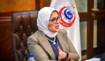 حقيقة تأجيل الدراسة.. الصحة: تطعيم العاملين بوزارة التربية والتعليم بحوالي 1.6 مليون
