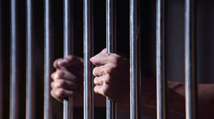 حبس عاطل متهم بسرقة سبيكة ذهب من محل في الجمالية