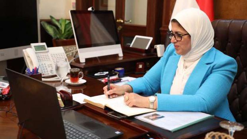 الصحة: متعافي كورونا يعاني ضعف الذاكرة والاكتئاب