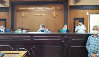 إحالة عاطل للجنايات بتهمة ترويج الهيروين وحيازة سلاح نارى في الزاوية الحمراء