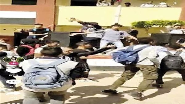 إحالة المسئولين للتحقيق.. تفاصيل رقص طلاب مدرسة ثانوي بالجيزة على مهرجان شعبي