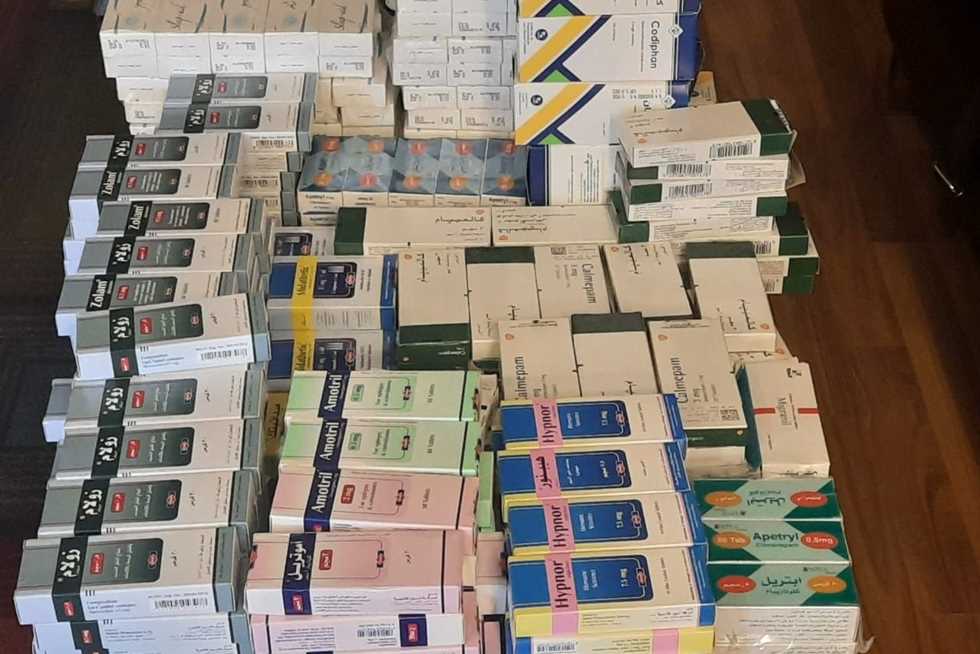 حبس عاطلان حاولا ترويج ١٤٥٠٠ قرص مخدر شرق الإسكندرية