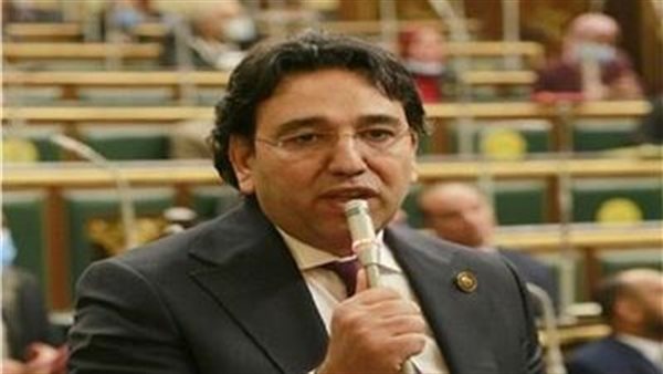 طلب إحاطة لوزير التعليم بسبب قرارات وصفت بغير المدورسة