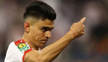 ٱشرف بن شرقي يقرر البقاء في نادي الزمالك | تفاصيل