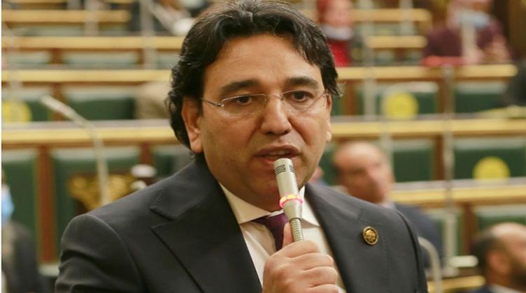 النائب أيمن محسب يطالب بتدشين منصة إلكترونية لجميع وسائل المواصلات