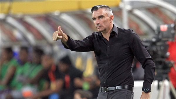 شحن زائد.. الأهلي يتجاهل كارتيرون.. ويطالب بالهدوء لعدم إشعال الفتنة.. تفاصيل