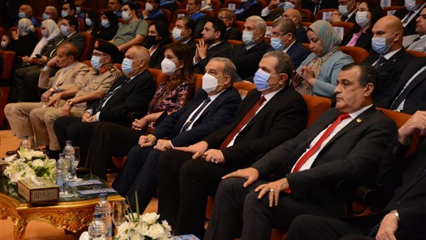 وزير الإنتاج الحربي: تحويل أتوبيسات النقل العام للعمل بالغاز خلال 5 سنوات