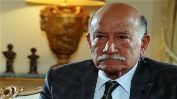نقل الفنان أحمد خليل إلى المستشفى بعد تدهور حالته الصحية.. تفاصيل
