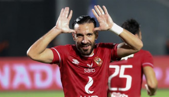 الأهلي يحدد موعد حسم مفاوضات تمديد عقد معلول