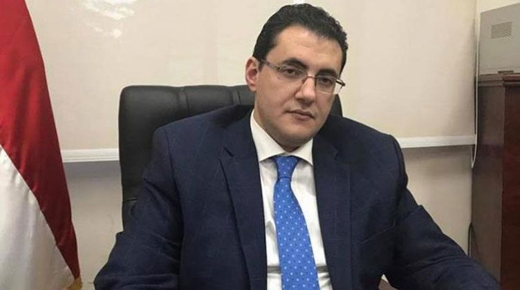 سقطات خالد مجاهد التي أودت به خارج باب الوزارة