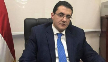 سقطات خالد مجاهد التي أودت به خارج باب الوزارة