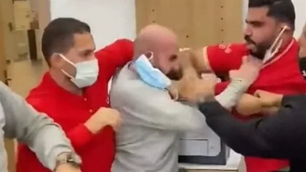 بعد ضرب عميل في أحد فروعها.. حماية المستهلك يستدعي ممثل شركة فودافون
