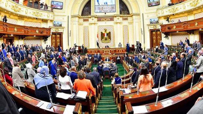 طلب إحاطة عاجل لوزير التعليم بسبب الوجبة المدرسية: طلاب اتسمموا في أسيوط