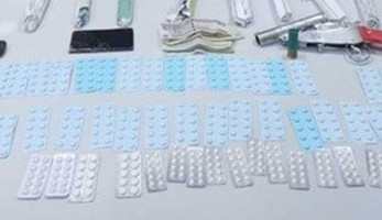 ضبط عاطلين متلبسين بمخدر الهيدرو وسلاح ناري في أسوان
