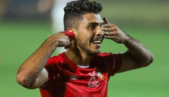 وفد تركي يراقب محمد شريف بعد رفض الأهلي لعرض الهلال السعودي | خاص