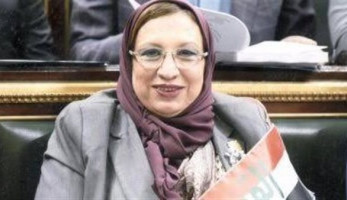 برلمانية: قانون تجريم الزواج المبكر يعاقب المأذون والشهود