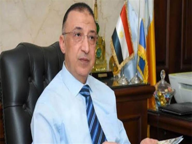 "لحوم طافية في مياه البحر".. ومحافظ الإسكندرية يصدر قرارات عاجلة