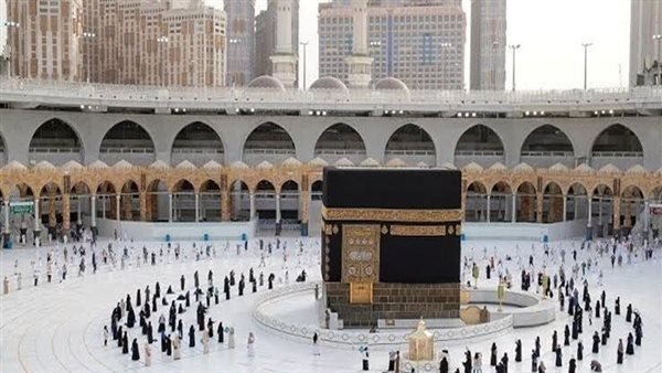 مناقشة ضوابط وشروط العمرة والحجز غدًا| خاص