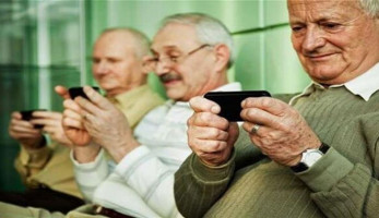 خطوات الاشتراك في الإنترنت المجاني لكبار السن