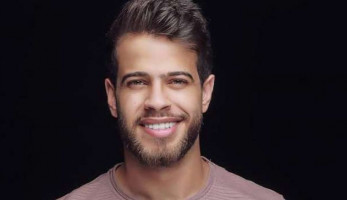 هل سيسجل أدهم نابلسي القرآن الكريم بصوته؟.. مصدر مقرب يجيب