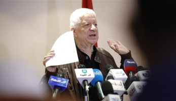 عاجل.. مرتضي منصور يتدخل لإفساد انتقال نجم الزمالك إلى الأهلي