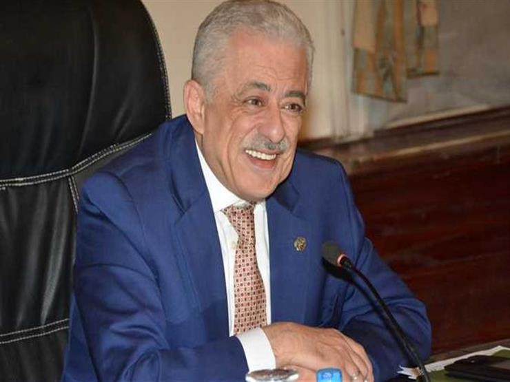 وزير التعليم يعيد معلمة المنصورة إلى عملها