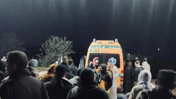 4 فتيات وشابين.. الضفادع البشرية تبحث عن المفقودين في حادث سقوط سيارة في النيل بالجيزة| صور