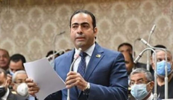 بسبب شكاوي الطلاب بالخارج .. طلب إحاطة لوزير التعليم من صعوبة التسجيل علي موقع الامتحانات